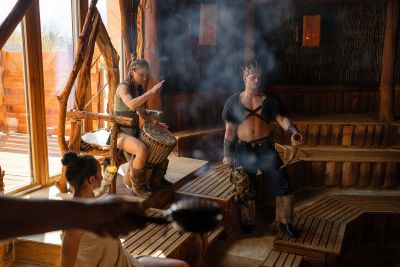 Kraftvolles Aufguss-Ritual mit Trommeln