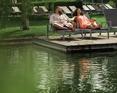 Blick auf den Natursee der Thermen & Badewelt Euskirchen