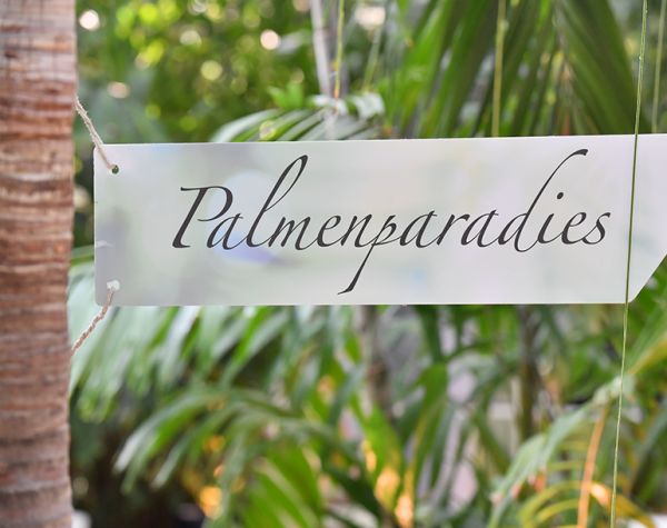 Signposts Palmenparadies